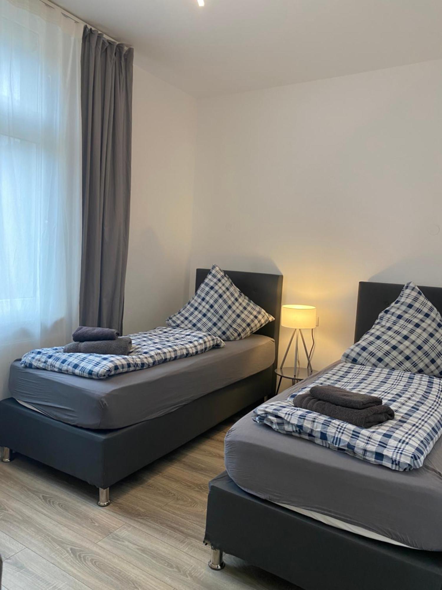 Apartments - Free Parking - Wifi - Kitchen Essen Exterior photo