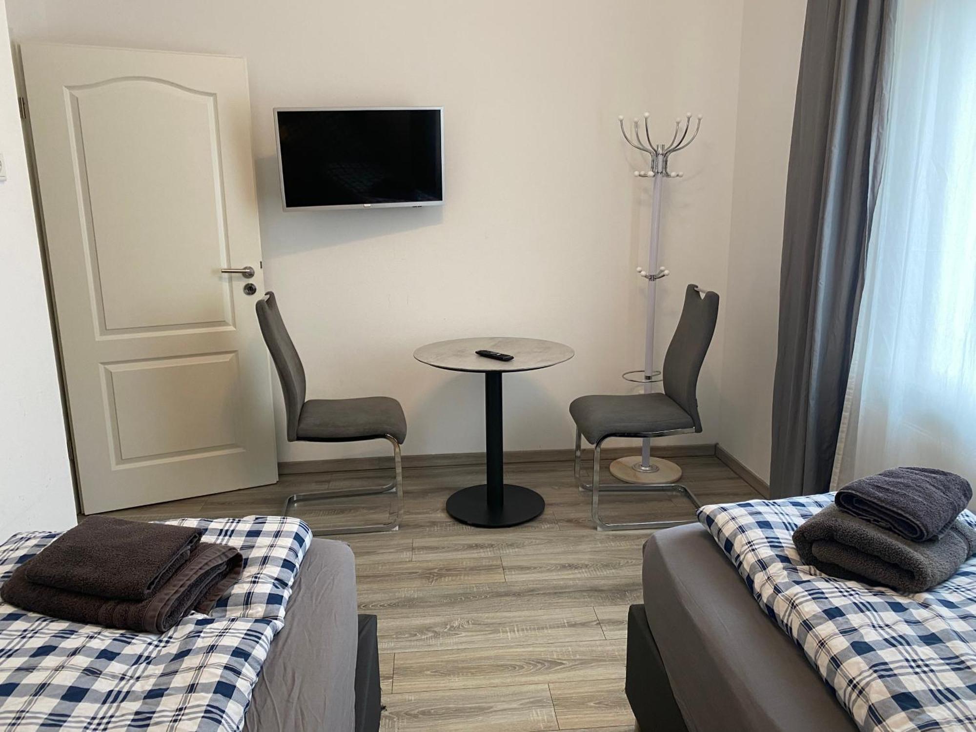 Apartments - Free Parking - Wifi - Kitchen Essen Exterior photo