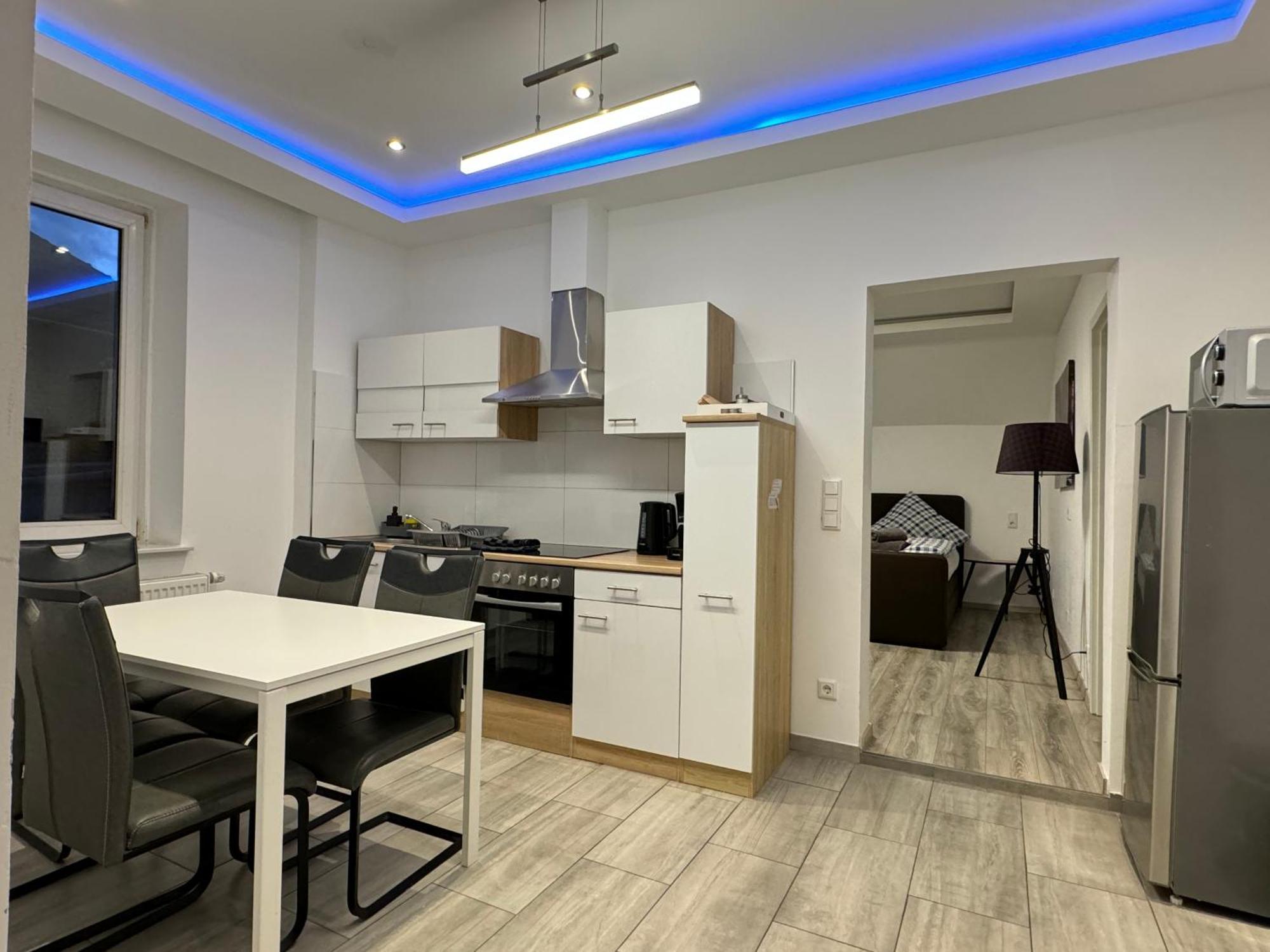 Apartments - Free Parking - Wifi - Kitchen Essen Exterior photo