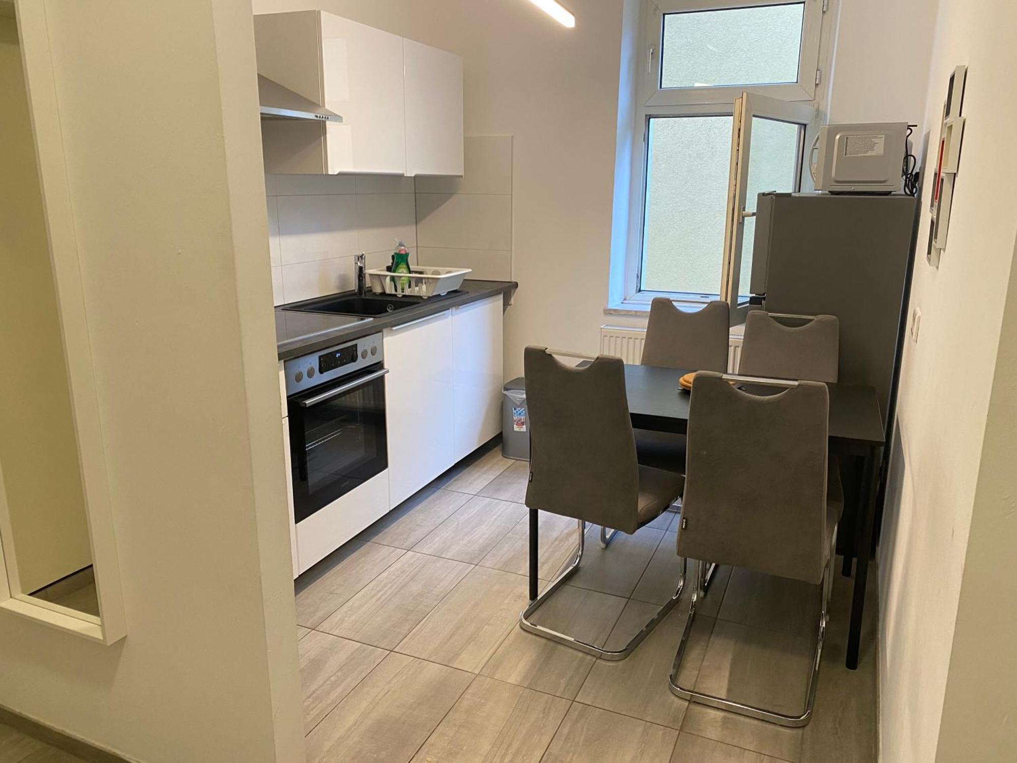 Apartments - Free Parking - Wifi - Kitchen Essen Exterior photo